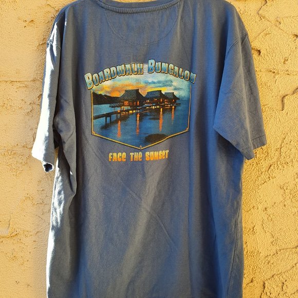 Boardwalk Bungalow Blue Beach Tee - Picture 4 of 5